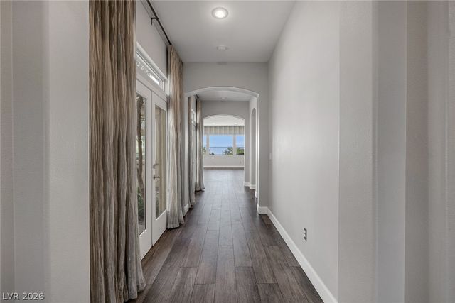 60 Chapman Heights Street, Las Vegas, NV 89138