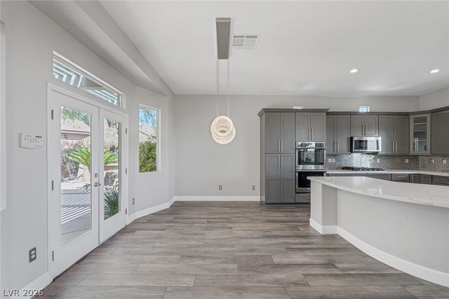 60 Chapman Heights Street, Las Vegas, NV 89138