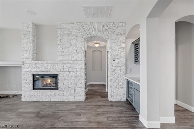 60 Chapman Heights Street, Las Vegas, NV 89138