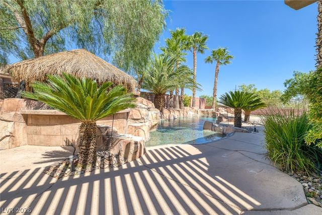 60 Chapman Heights Street, Las Vegas, NV 89138