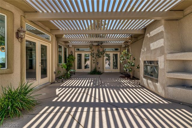 60 Chapman Heights Street, Las Vegas, NV 89138