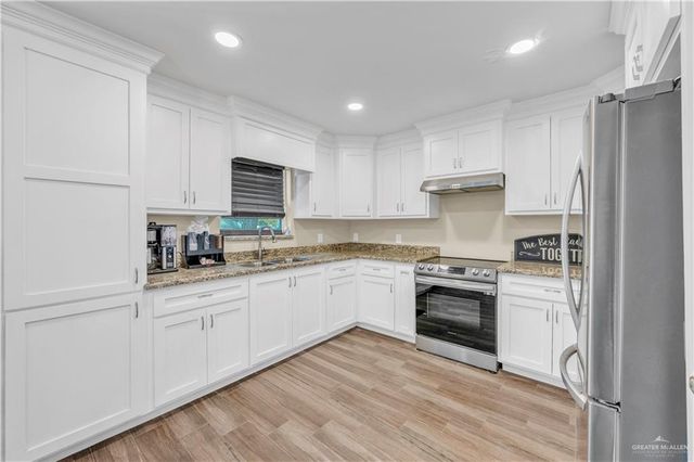 2901 Tree Top Court, Harlingen, TX 78552