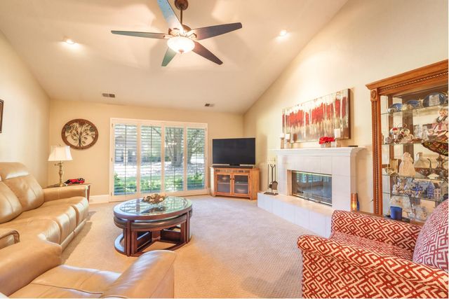 11655 Gold Country Blvd, Gold River, CA 95670