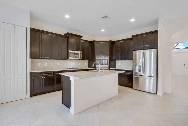 9761 S Miralago Way, Parkland, FL 33076