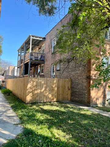 1345 S 58th Avenue, Cicero, IL 60804