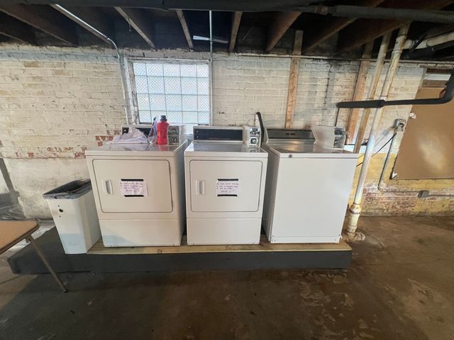 1345 S 58th Avenue, Cicero, IL 60804