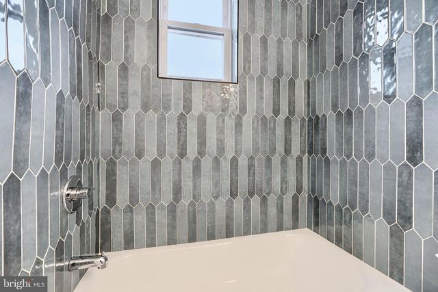 3709 5TH, Brooklyn, MD 21225