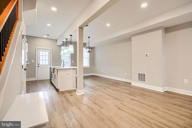 3709 5TH, Brooklyn, MD 21225