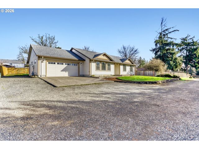 19243 CENTRAL POINT Rd, Oregon City, OR 97045