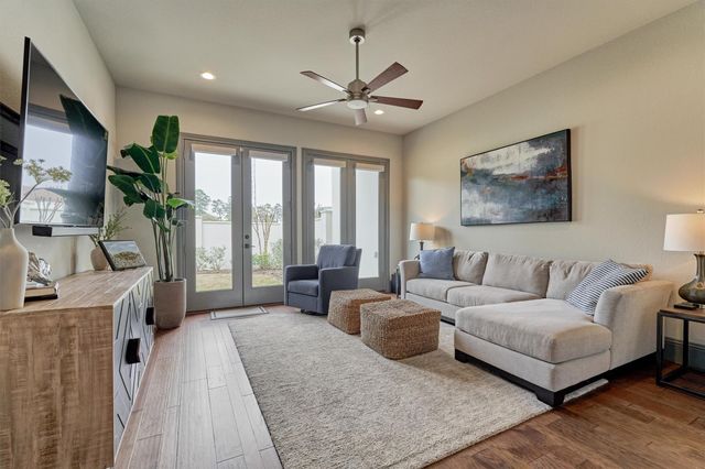 42 Secluded Trail, The Woodlands, TX 77380