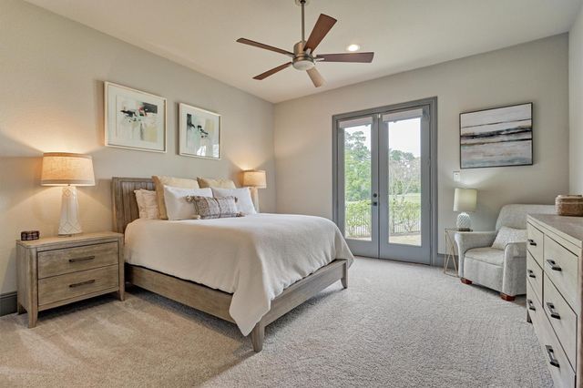 42 Secluded Trail, The Woodlands, TX 77380