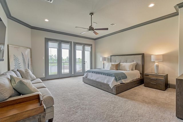 42 Secluded Trail, The Woodlands, TX 77380