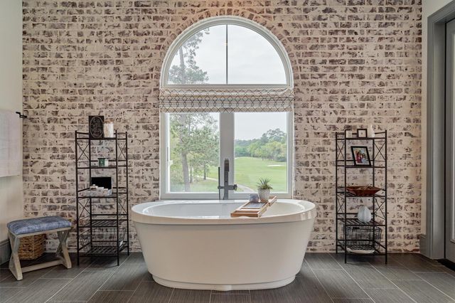 42 Secluded Trail, The Woodlands, TX 77380