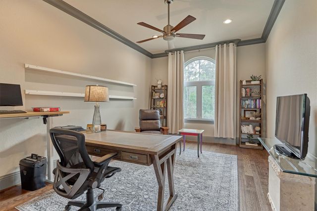 42 Secluded Trail, The Woodlands, TX 77380