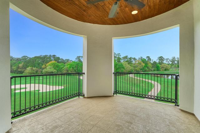 42 Secluded Trail, The Woodlands, TX 77380