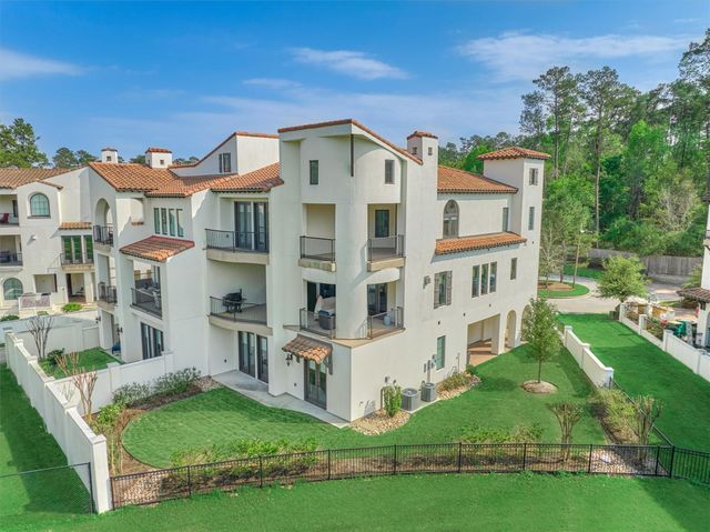 42 Secluded Trail, The Woodlands, TX 77380