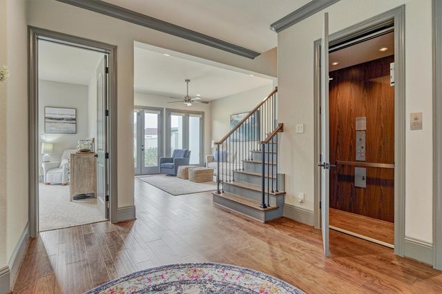 42 Secluded Trail, The Woodlands, TX 77380