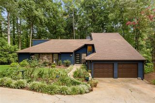 1115 Lake Drive, Roswell, GA 30075