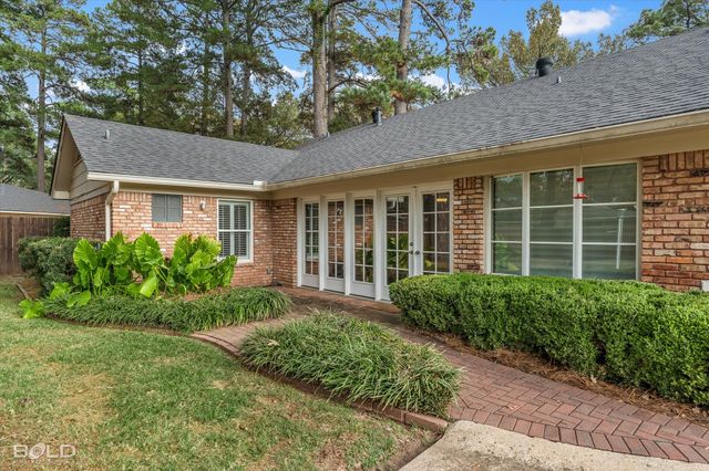 552 N Marlborough Circle, Shreveport, LA 71106