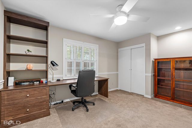 552 N Marlborough Circle, Shreveport, LA 71106