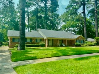 552 N Marlborough Circle, Shreveport, LA 71106