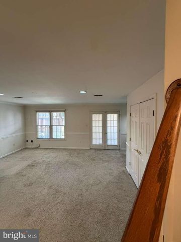6618 THURLTON DR, Alexandria, VA 22315