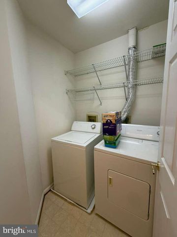 6618 THURLTON DR, Alexandria, VA 22315