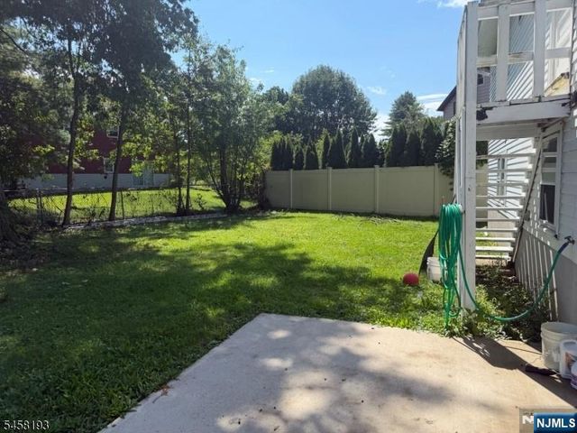 2 Denora Drive A, Totowa, NJ 07512