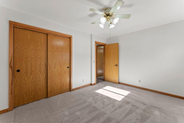 3145 Ivy Street S, Cambridge, MN 55008