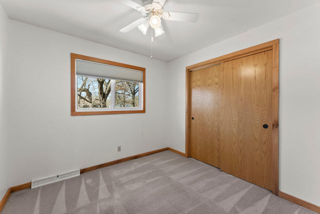 3145 Ivy Street S, Cambridge, MN 55008