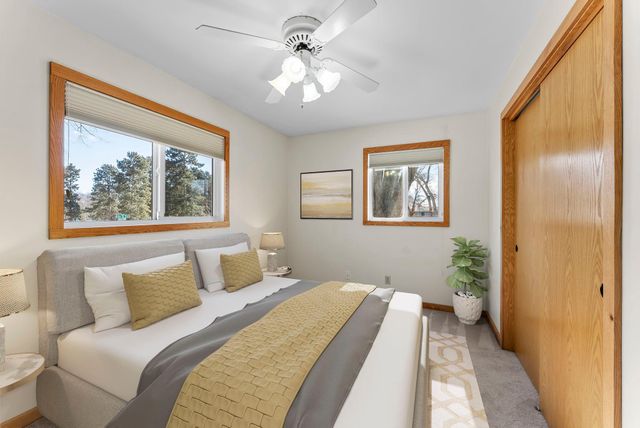 3145 Ivy Street S, Cambridge, MN 55008