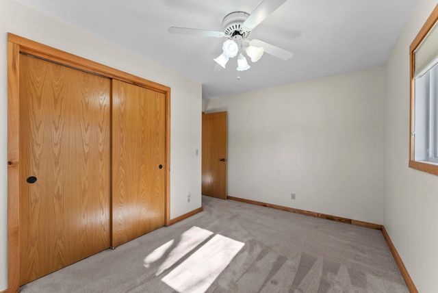 3145 Ivy Street S, Cambridge, MN 55008