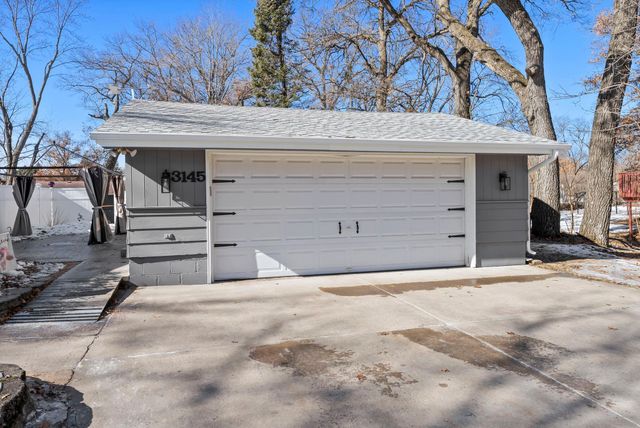 3145 Ivy Street S, Cambridge, MN 55008