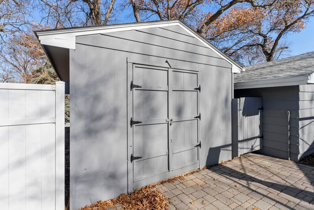 3145 Ivy Street S, Cambridge, MN 55008