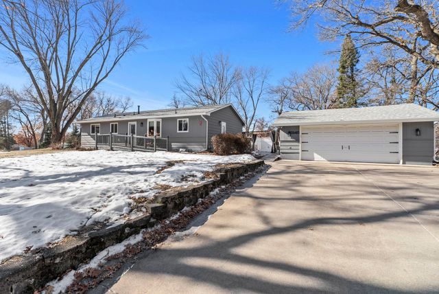 3145 Ivy Street S, Cambridge, MN 55008
