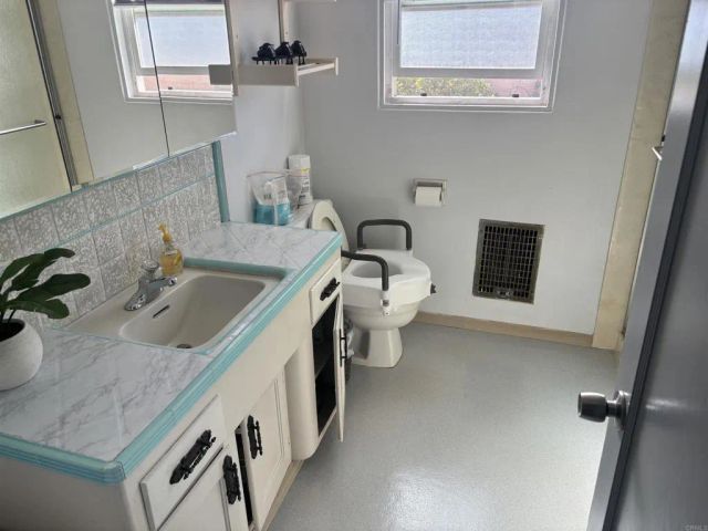 1270 marline Avenue, El Cajon, CA 92021