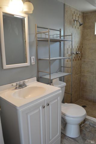 3525 Madrone St, Clearlake, CA 95422