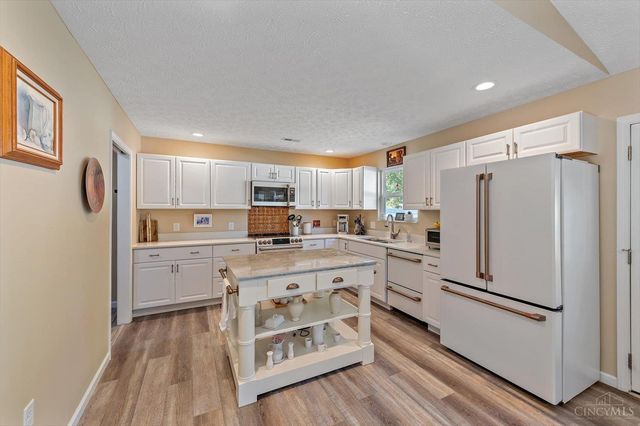 334 Robin Avenue, Loveland, OH 45140