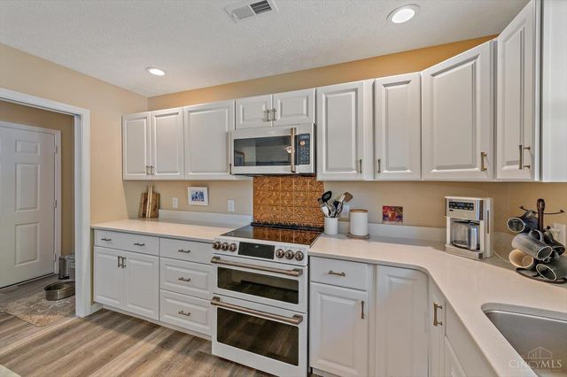 334 Robin Avenue, Loveland, OH 45140