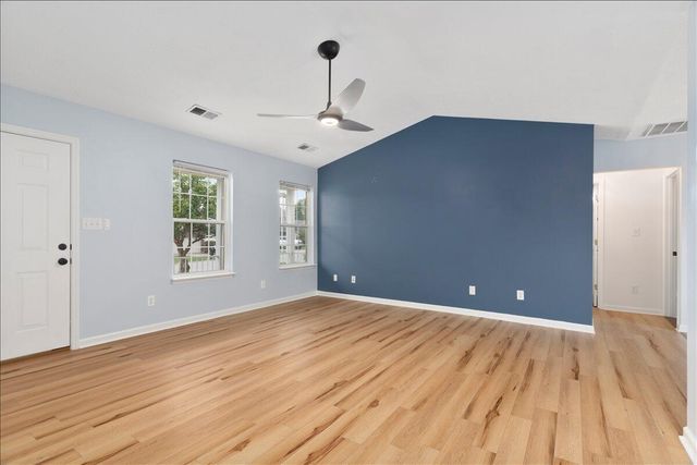 110 Buckingham Lane, Winchester, KY 40391