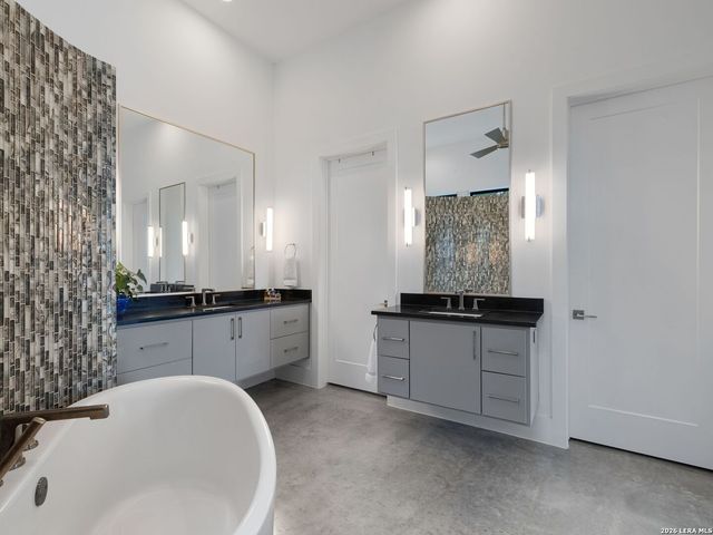 10206 Nina Ridge, San Antonio, TX 78255