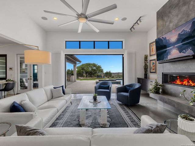 10206 Nina Ridge, San Antonio, TX 78255