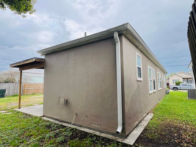 1118 Academy St, Houma, LA 70360