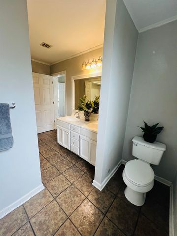 1118 Academy St, Houma, LA 70360