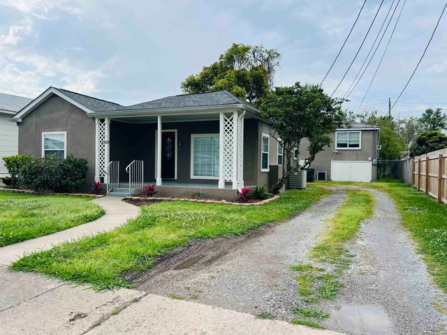 1118 Academy St, Houma, LA 70360