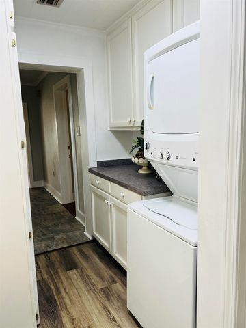 1118 Academy St, Houma, LA 70360