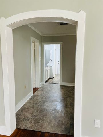 1118 Academy St, Houma, LA 70360