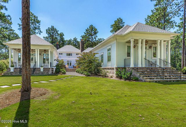 124 Chesterfield Drive, Pinehurst, NC 28374