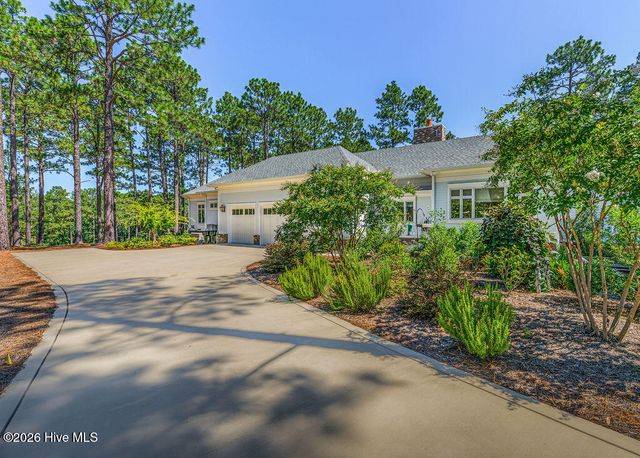 124 Chesterfield Drive, Pinehurst, NC 28374