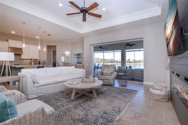 622 ROSEMARY CIRCLE, Bradenton, FL 34212